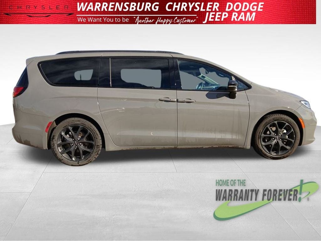 2025 Chrysler Pacifica Limited