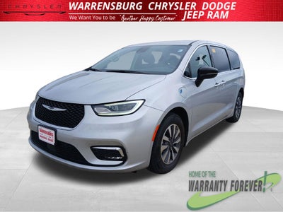 2024 Chrysler Pacifica Hybrid Select