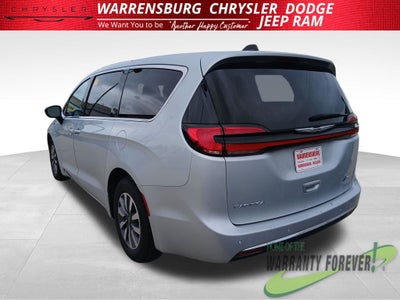 2024 Chrysler Pacifica Hybrid Select
