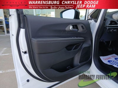 2027 Chrysler Pacifica PACIFICA SELECT AWD