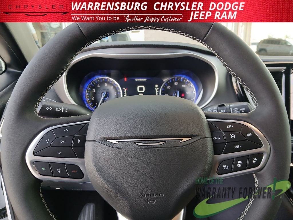 2027 Chrysler Pacifica PACIFICA SELECT AWD