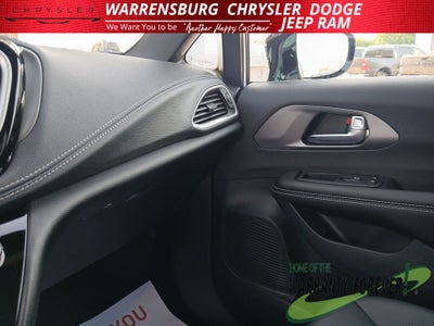 2027 Chrysler Pacifica PACIFICA SELECT AWD