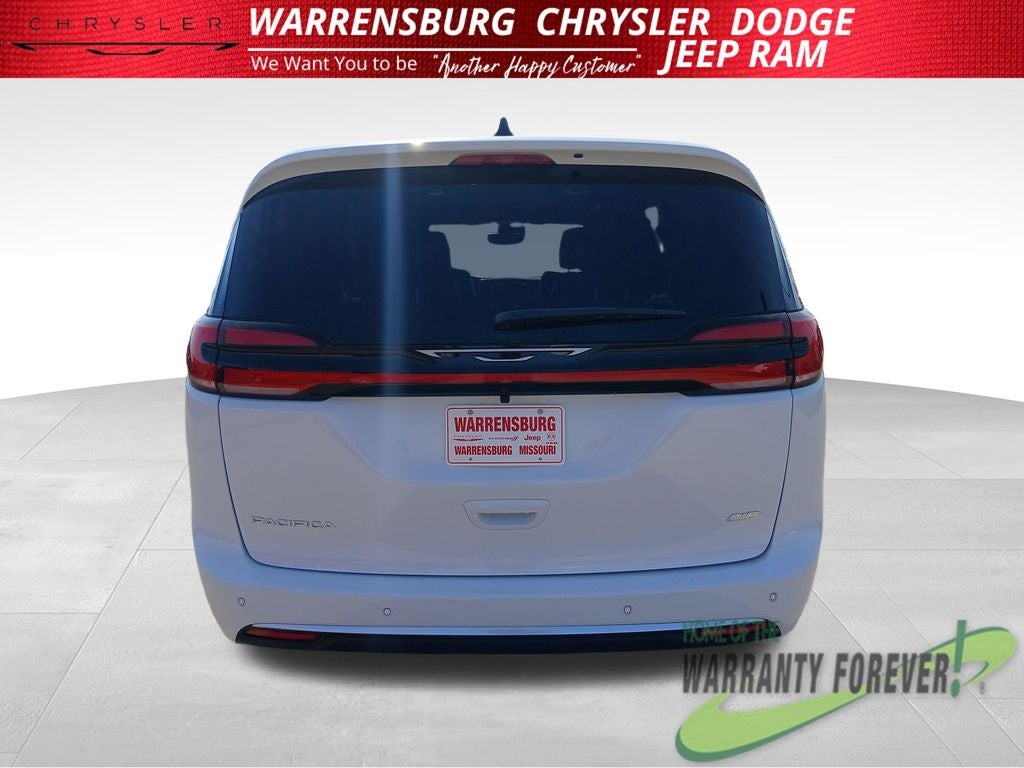 2027 Chrysler Pacifica PACIFICA SELECT AWD