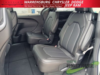 2027 Chrysler Pacifica PACIFICA SELECT AWD