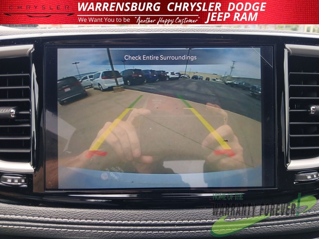 2027 Chrysler Pacifica PACIFICA SELECT AWD