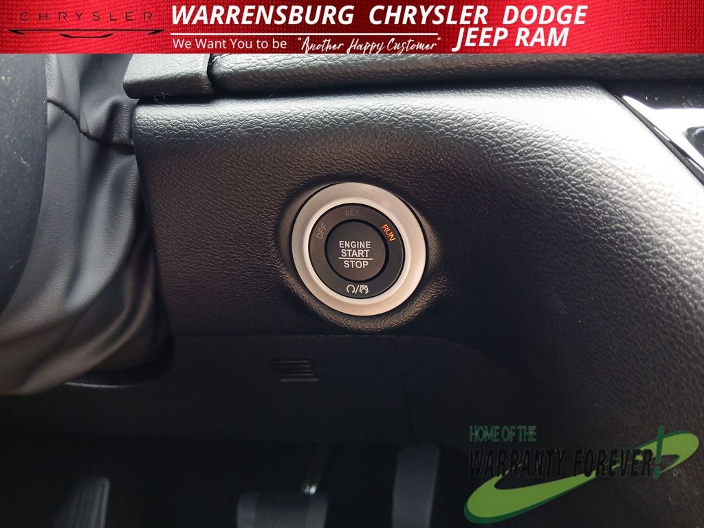 2027 Chrysler Pacifica PACIFICA SELECT AWD