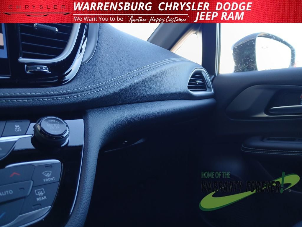 2026 Chrysler Pacifica PACIFICA SELECT AWD