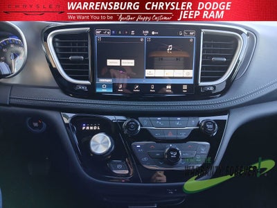 2026 Chrysler Pacifica PACIFICA SELECT AWD