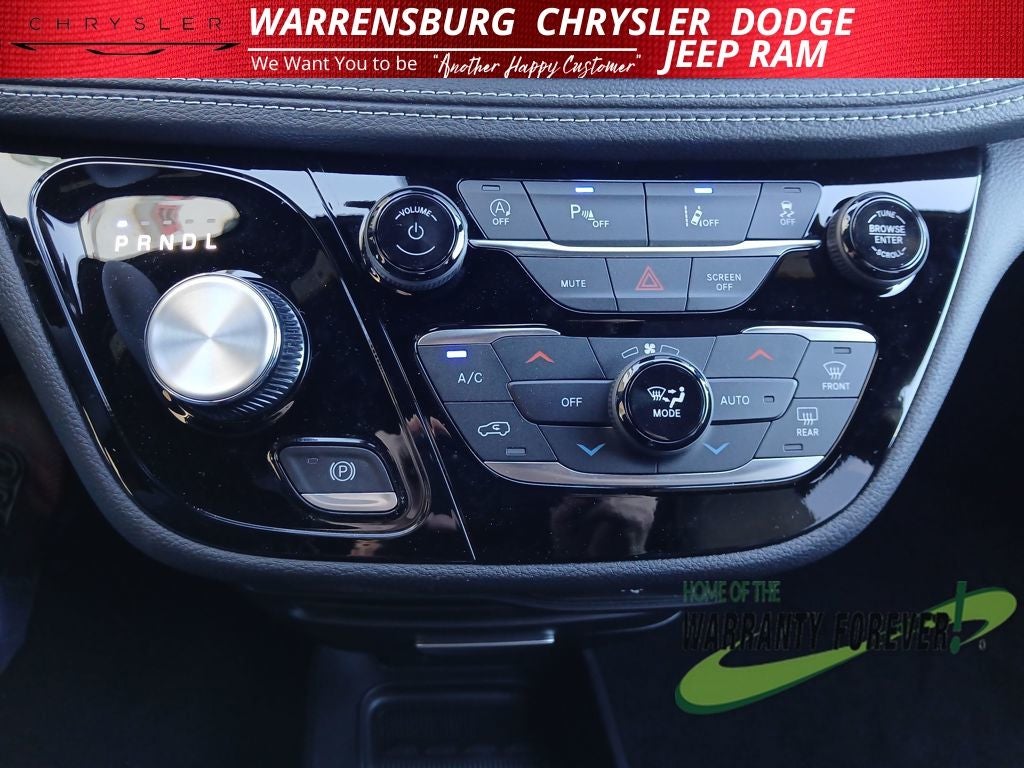 2026 Chrysler Pacifica PACIFICA SELECT AWD