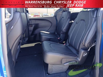 2027 Chrysler Pacifica PACIFICA SELECT AWD
