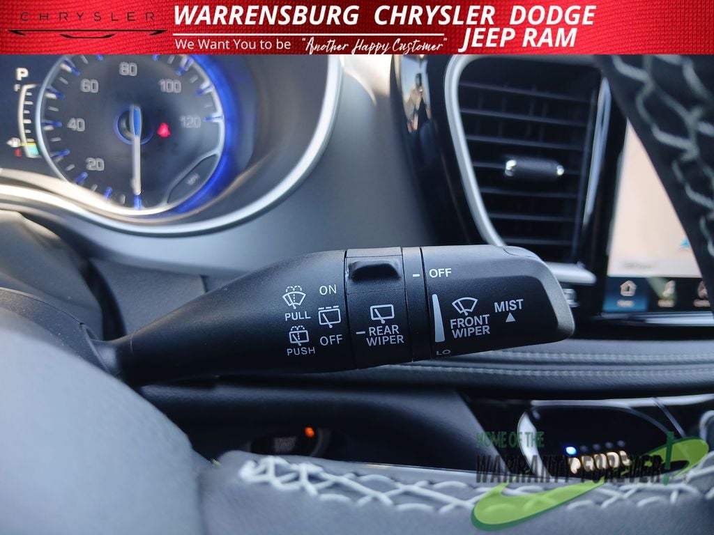 2027 Chrysler Pacifica PACIFICA SELECT AWD