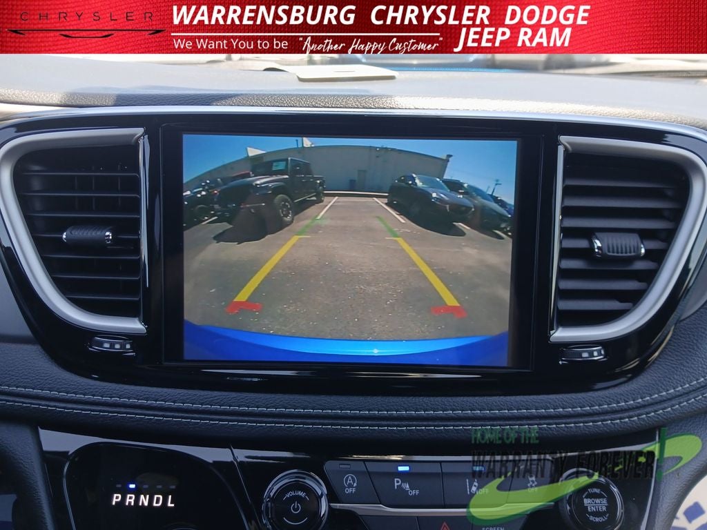 2027 Chrysler Pacifica PACIFICA SELECT AWD