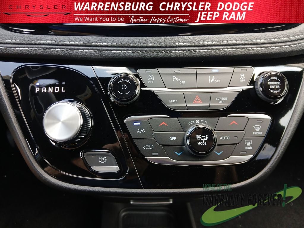 2027 Chrysler Pacifica PACIFICA SELECT AWD