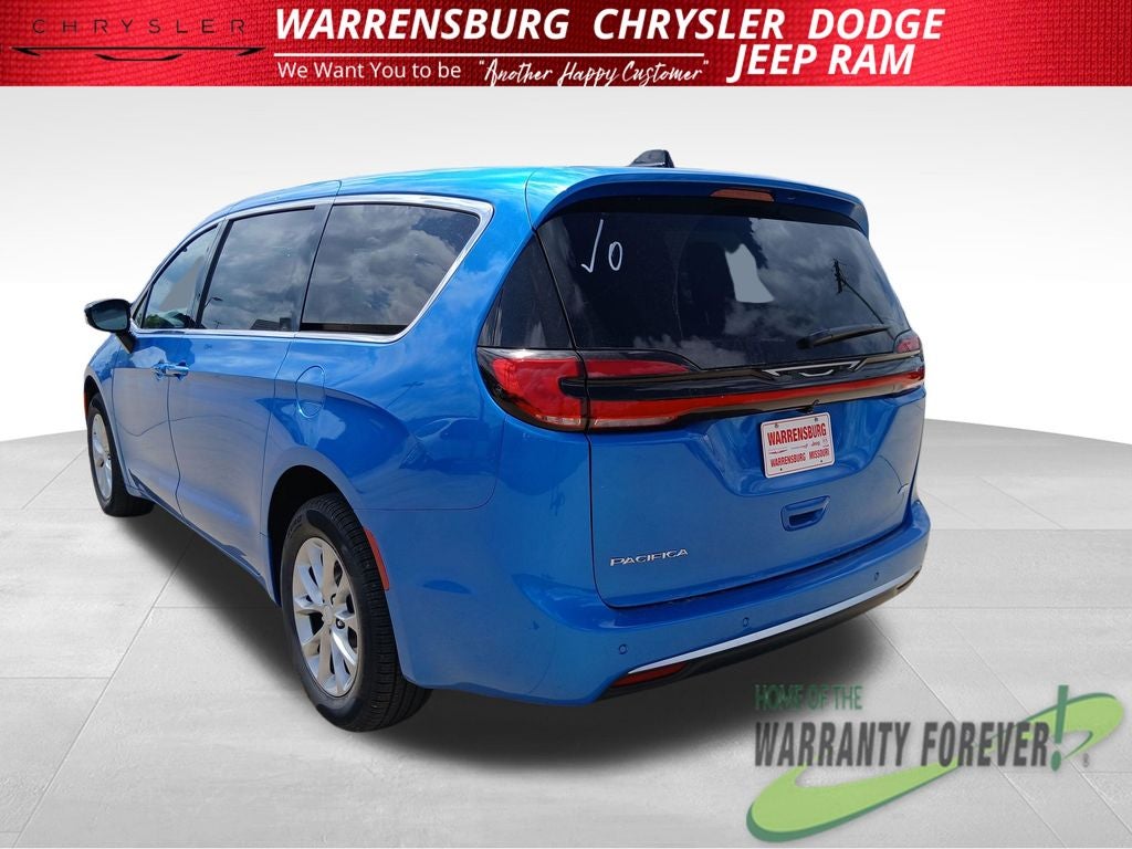 2027 Chrysler Pacifica PACIFICA SELECT AWD