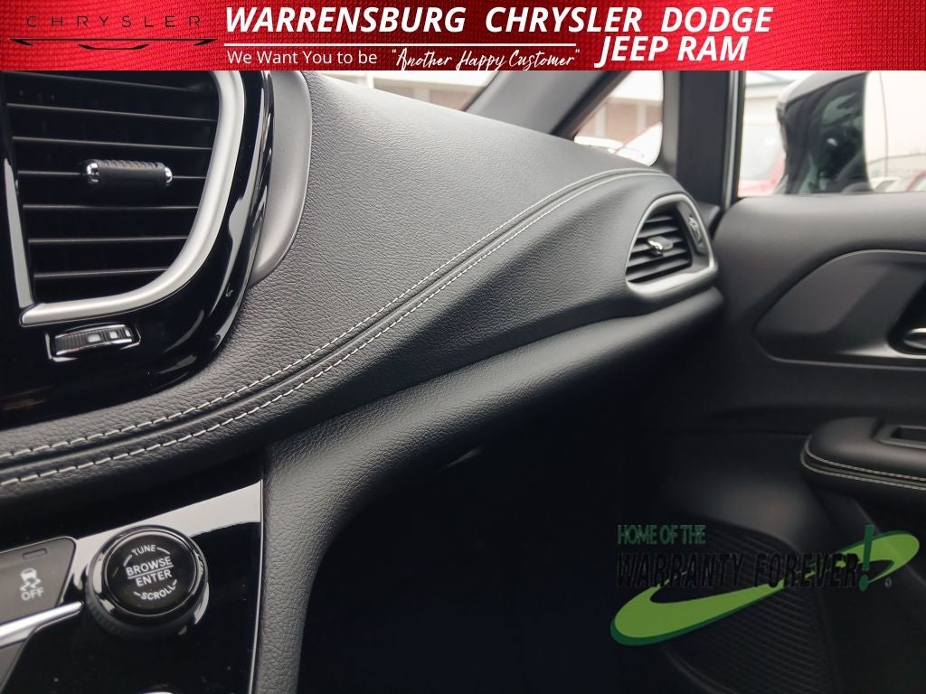 2026 Chrysler Pacifica PACIFICA SELECT AWD