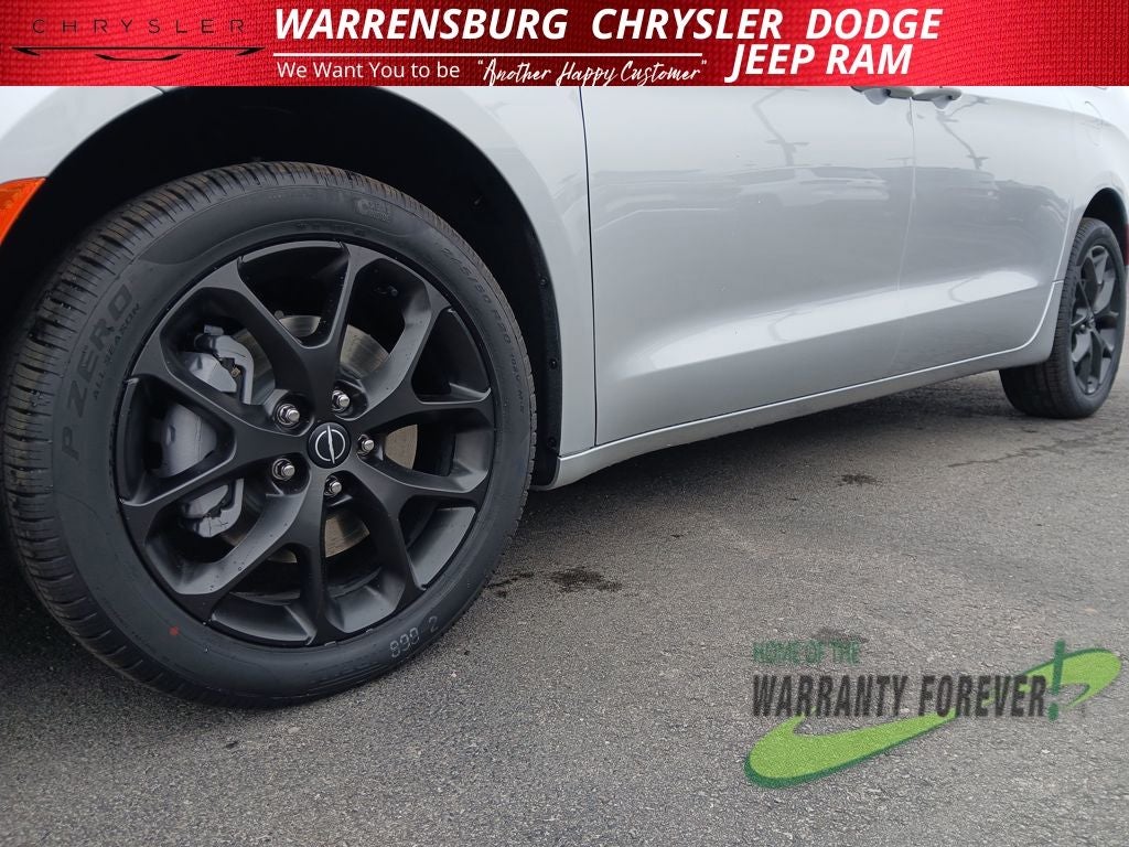2026 Chrysler Pacifica PACIFICA SELECT AWD