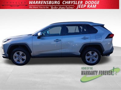 2025 Toyota RAV4 XLE