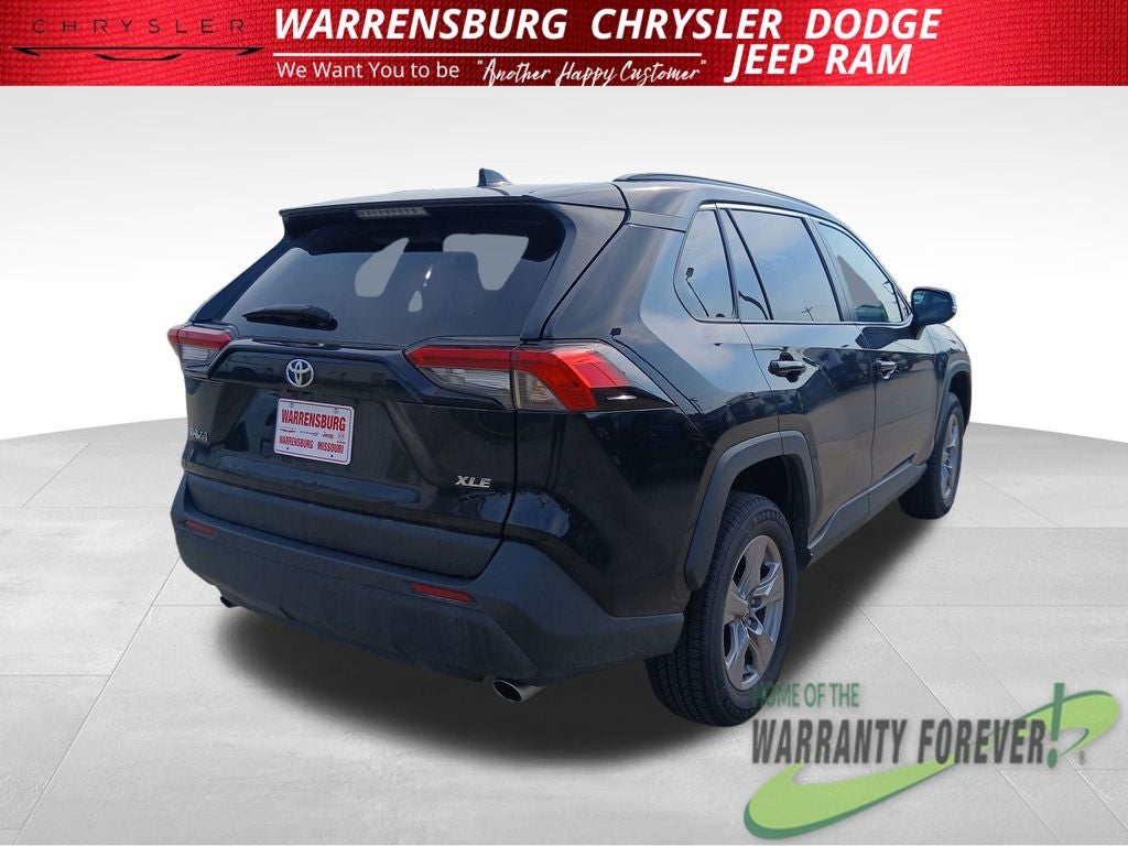 2025 Toyota RAV4 XLE