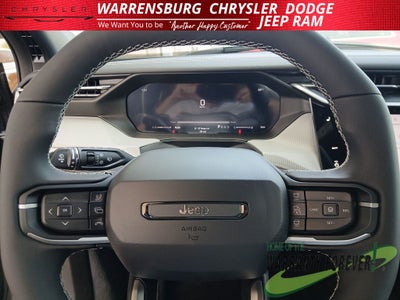 2026 Jeep Cherokee CHEROKEE LAREDO 4X4