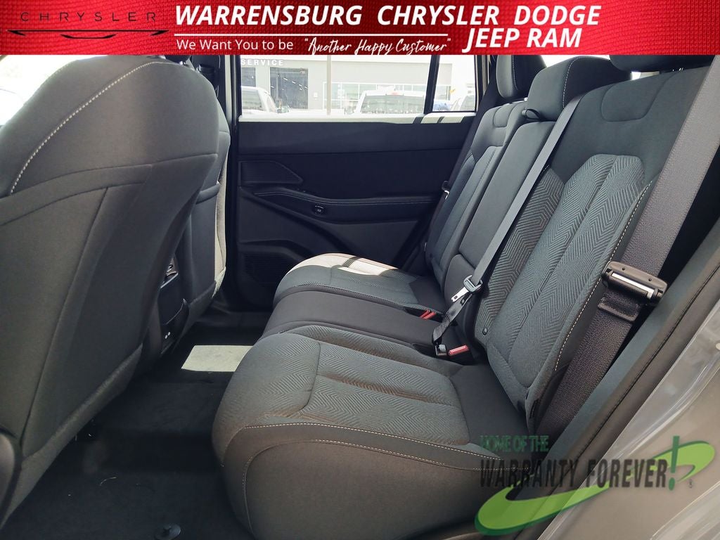 2026 Jeep Cherokee CHEROKEE LAREDO 4X4