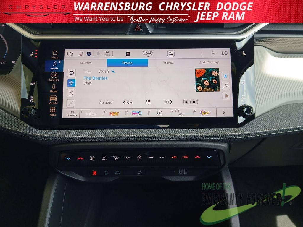 2026 Jeep Cherokee CHEROKEE LAREDO 4X4