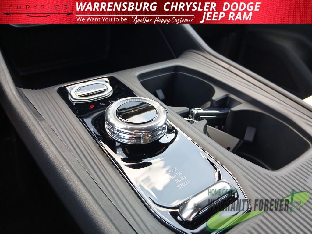 2026 Jeep Cherokee CHEROKEE LAREDO 4X4