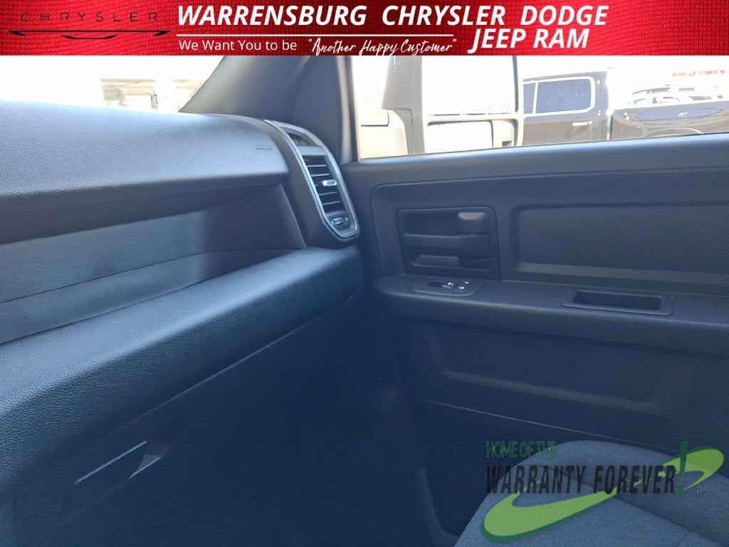 2027 RAM Ram 2500 RAM 2500 BLACK EXPRESS CREW CAB 4X4 6'4' BOX
