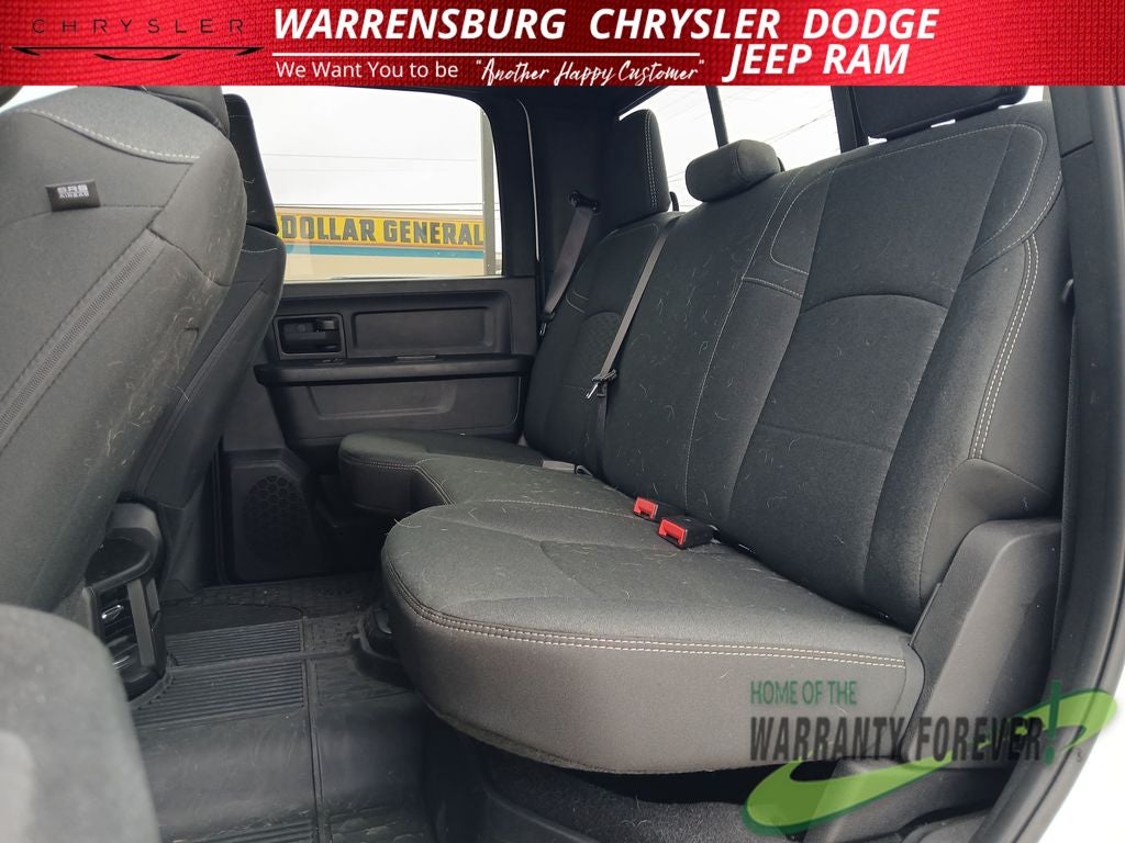 2026 RAM 2500 Black Express Crew Cab 4x4 6'4' Box