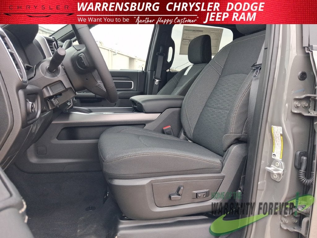 2027 RAM Ram 2500 RAM 2500 BIG HORN CREW CAB 4X4 6'4' BOX