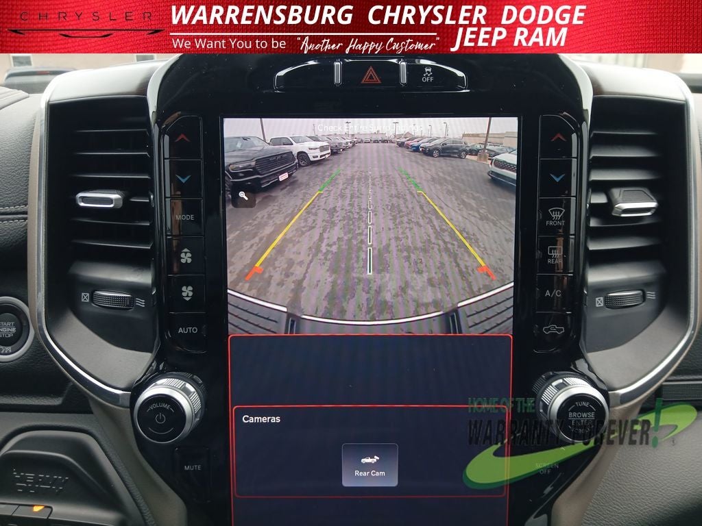 2024 RAM 3500 Laramie Crew Cab 4x4 8' Box