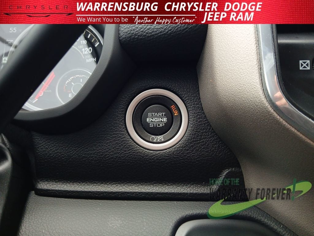 2024 RAM 3500 Laramie Crew Cab 4x4 8' Box