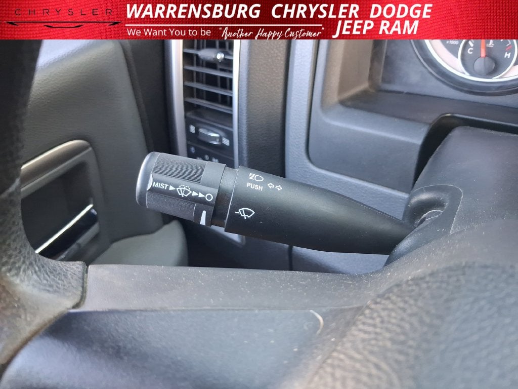 2019 RAM 1500 Classic SLT Crew Cab 4x4 5'7' Box