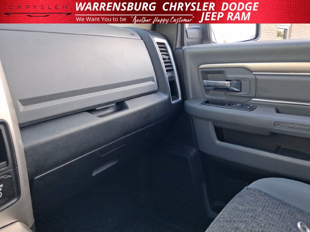 2019 RAM 1500 Classic SLT Crew Cab 4x4 5'7' Box