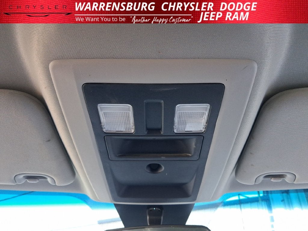 2019 RAM 1500 Classic SLT Crew Cab 4x4 5'7' Box