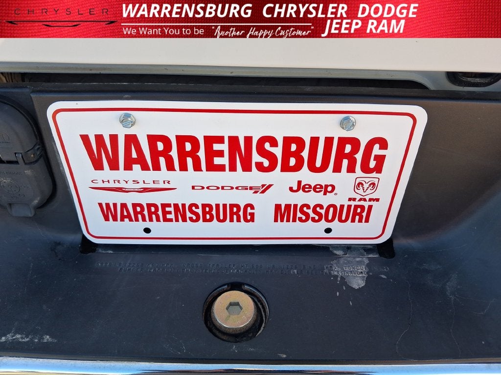 2019 RAM 1500 Classic SLT Crew Cab 4x4 5'7' Box