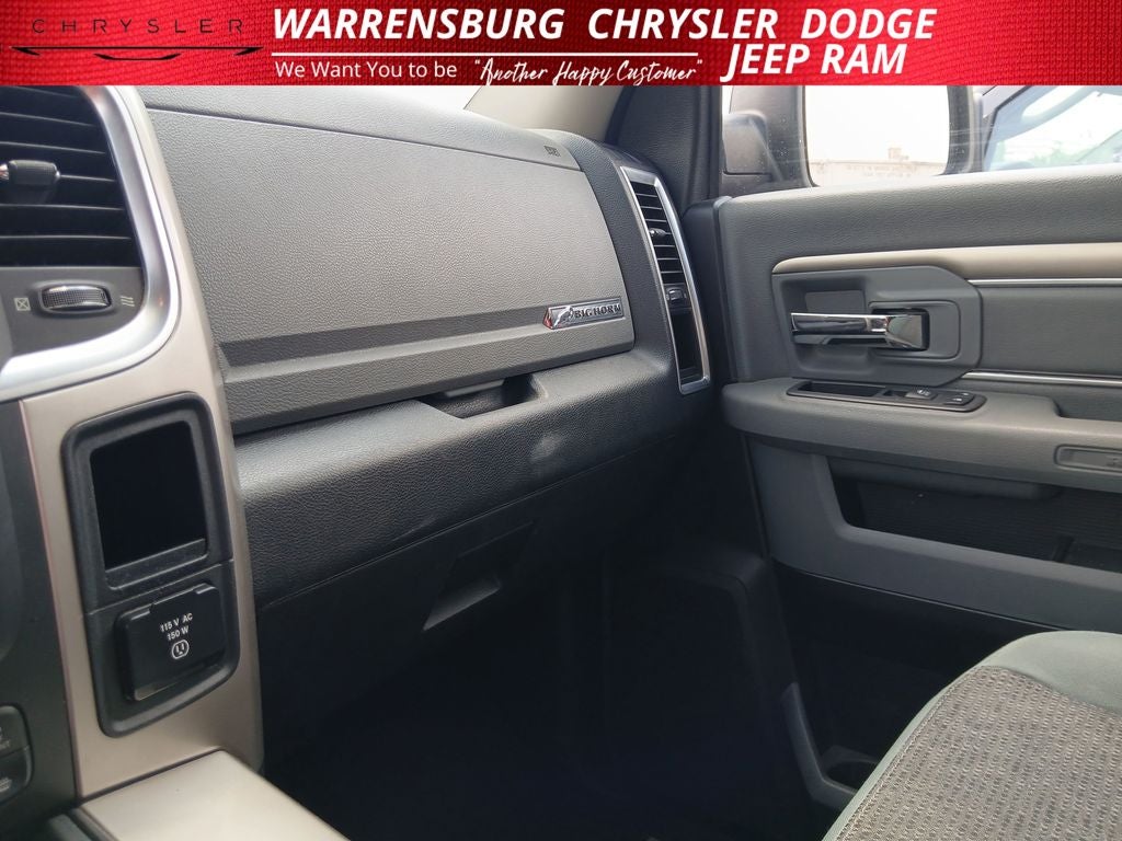 2017 RAM 1500 Big Horn Crew Cab 4x4 5'7' Box