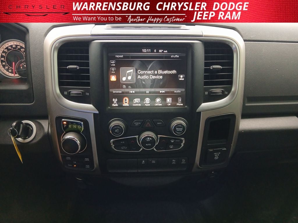2017 RAM 1500 Big Horn Crew Cab 4x4 5'7' Box
