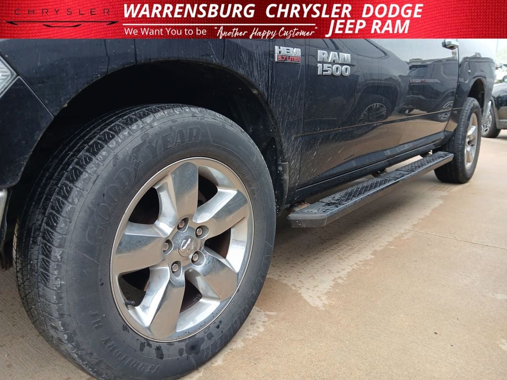 2017 RAM 1500 Big Horn Crew Cab 4x4 5'7' Box