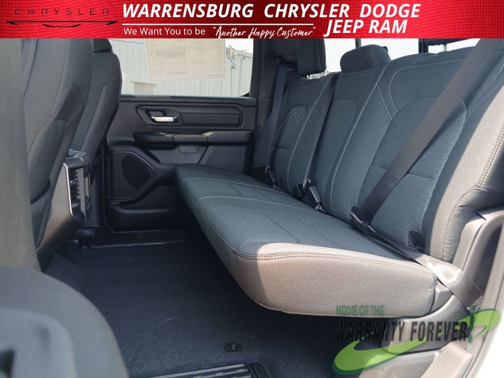 2026 RAM 1500 RAM 1500 EXPRESS CREW CAB 4X4 5'7' BOX