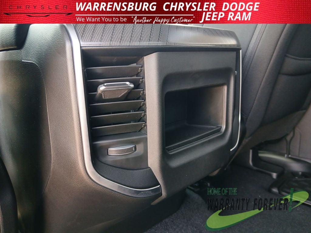 2026 RAM 1500 RAM 1500 EXPRESS CREW CAB 4X4 5'7' BOX