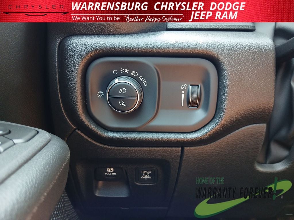 2026 RAM 1500 RAM 1500 EXPRESS CREW CAB 4X4 5'7' BOX