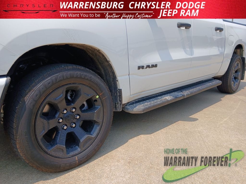 2026 RAM 1500 RAM 1500 EXPRESS CREW CAB 4X4 5'7' BOX