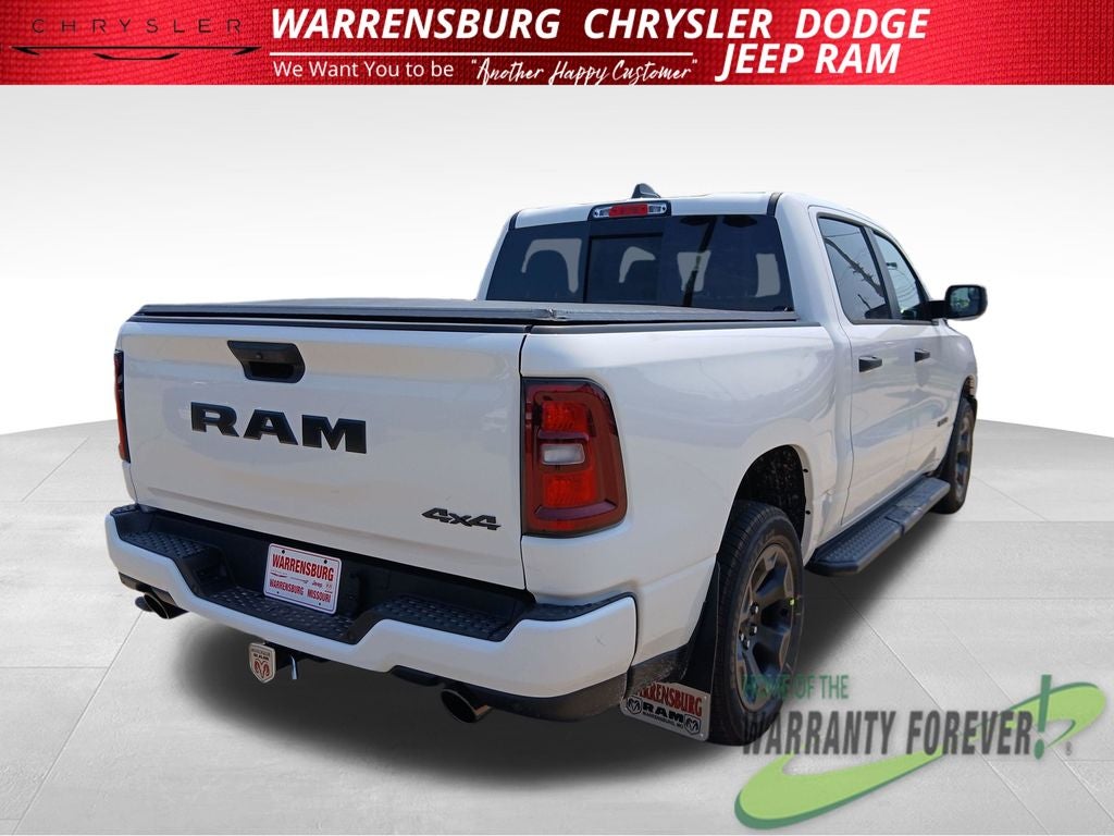 2026 RAM 1500 RAM 1500 EXPRESS CREW CAB 4X4 5'7' BOX