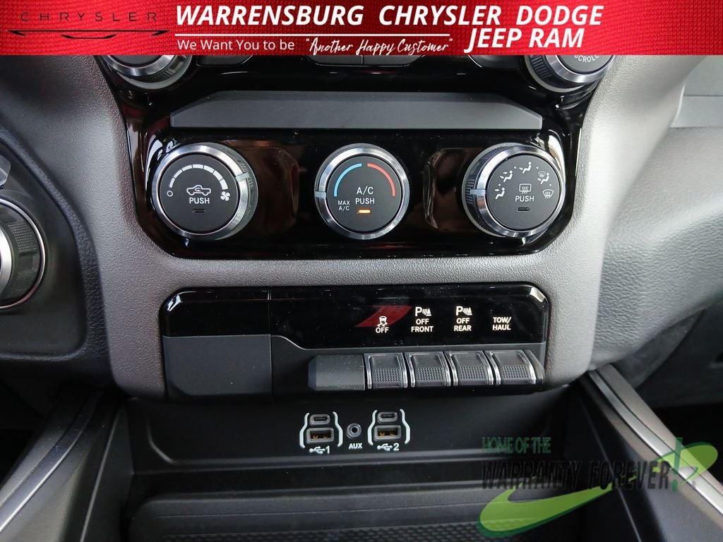 2026 RAM Ram 1500 RAM 1500 EXPRESS CREW CAB 4X4 5'7' BOX