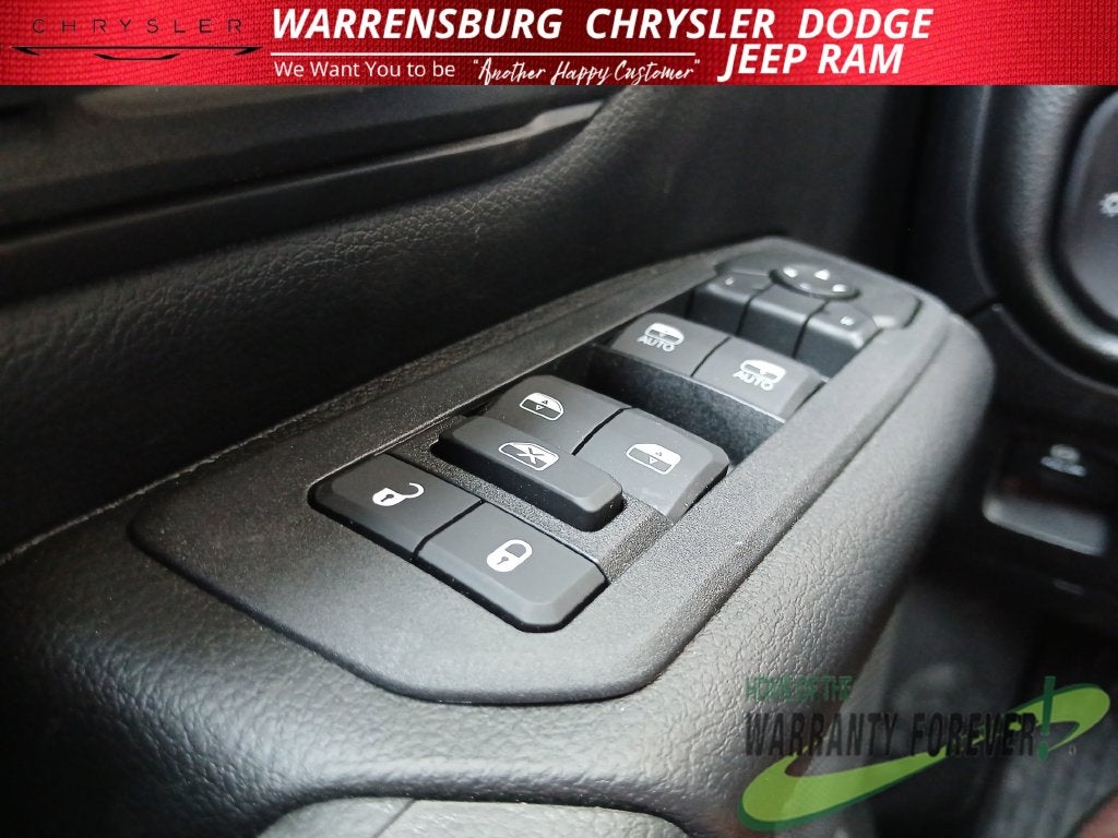 2026 RAM Ram 1500 RAM 1500 EXPRESS CREW CAB 4X4 5'7' BOX