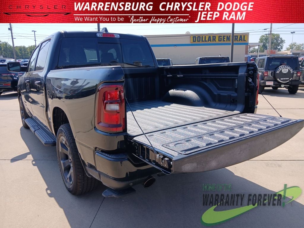 2026 RAM Ram 1500 RAM 1500 EXPRESS CREW CAB 4X4 5'7' BOX