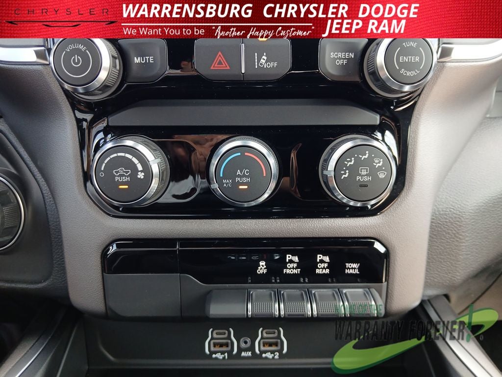 2026 RAM Ram 1500 RAM 1500 EXPRESS CREW CAB 4X4 5'7' BOX