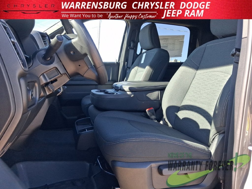 2027 RAM Ram 2500 RAM 2500 BLACK EXPRESS CREW CAB 4X4 6'4' BOX