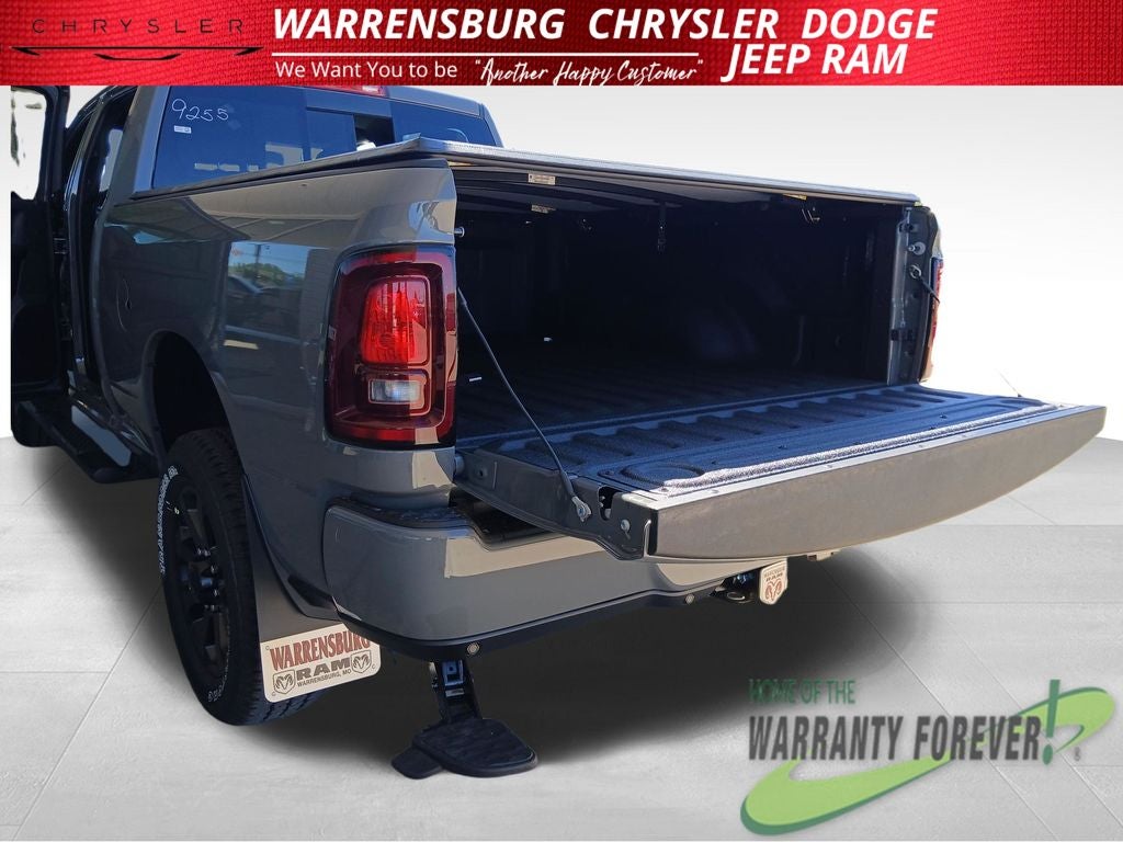2026 RAM Ram 2500 RAM 2500 BLACK EXPRESS CREW CAB 4X4 6'4' BOX