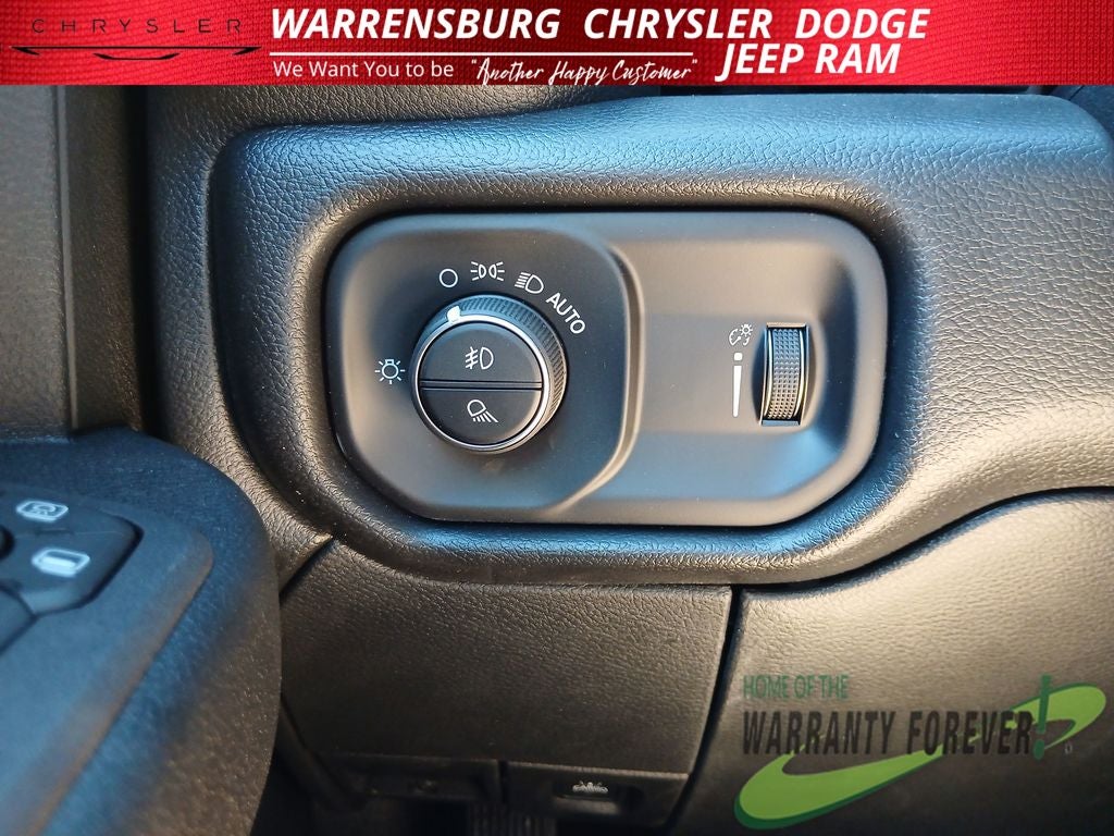 2026 RAM Ram 2500 RAM 2500 BLACK EXPRESS CREW CAB 4X4 6'4' BOX